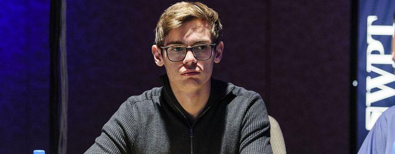 fedor-holz-claims-he-didn-t-sacrifice-his-life-to-be-a-poker-great.jpg