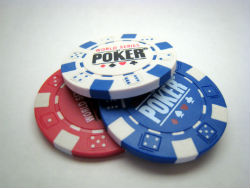 tipping-the-dealers-is-common-poker-etiquette-in-most-rooms-227542.jpg